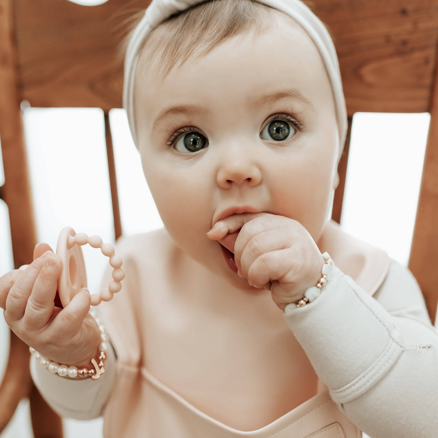 Bleu La La Soft Vegan Leather Easy Clean Bibs 0-12 Months: Mauve & Ivory