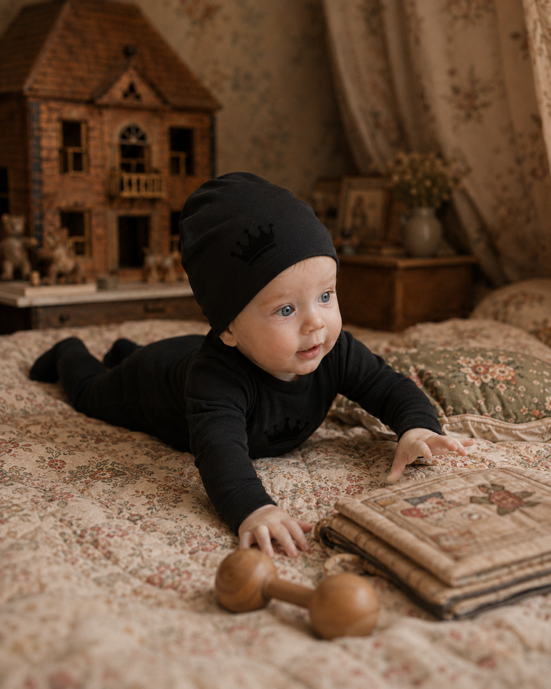Little Label Black Velvet Crown Robe Footie Set