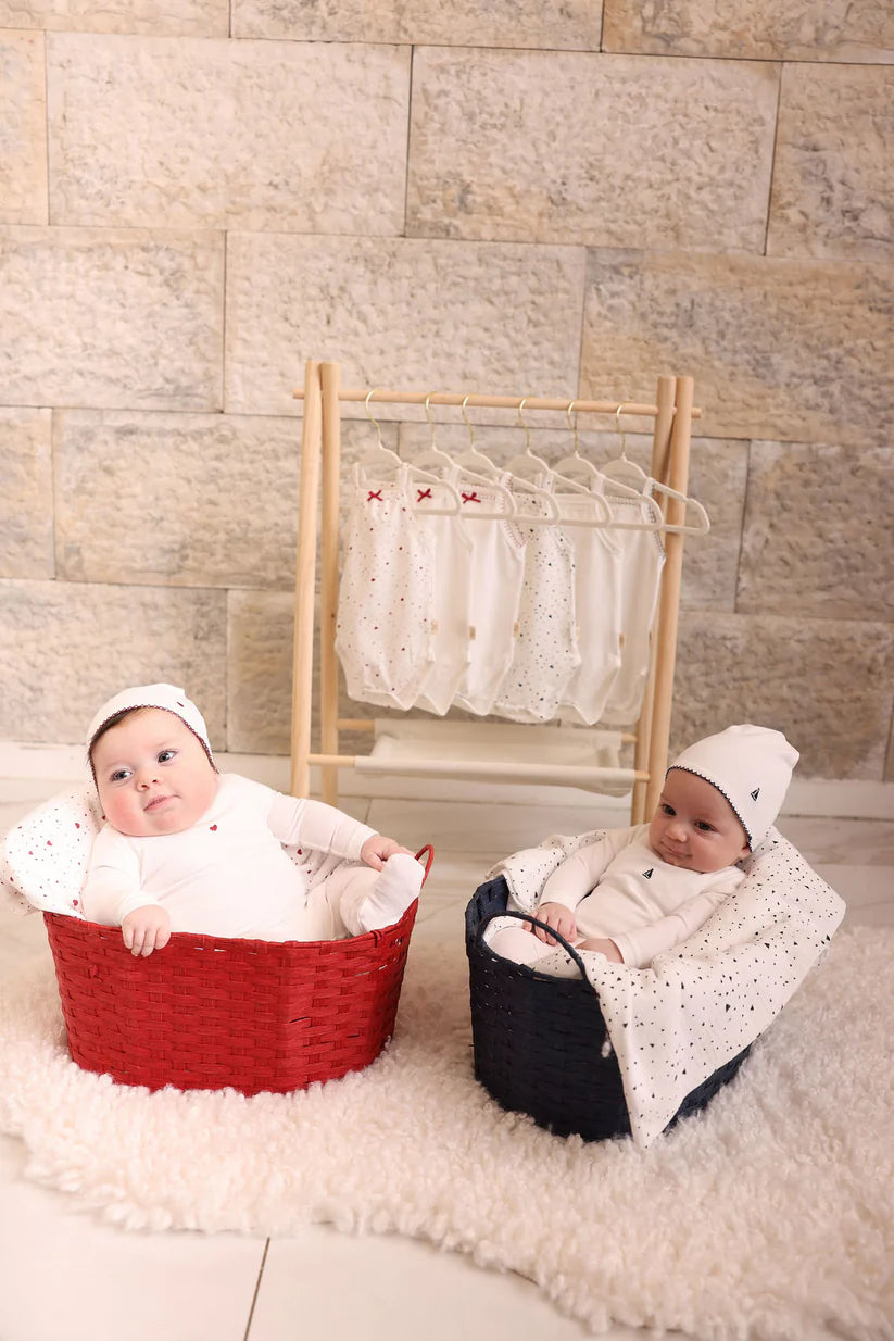 Bubani Boat Layette Set