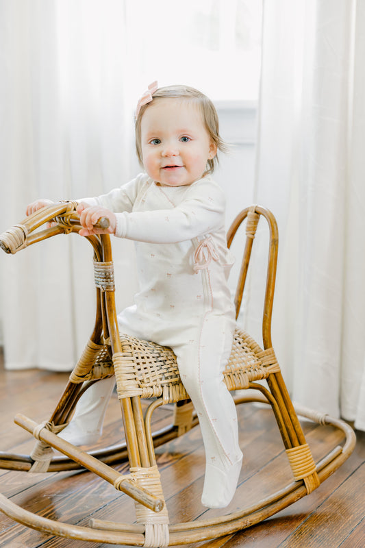 Mon Tresor Bow Wrap Footie & Hat Set - Ivory