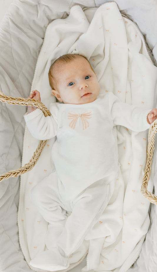 Mon Tresor Velour Embroidered Bow Footie & Hat Set - Ivory