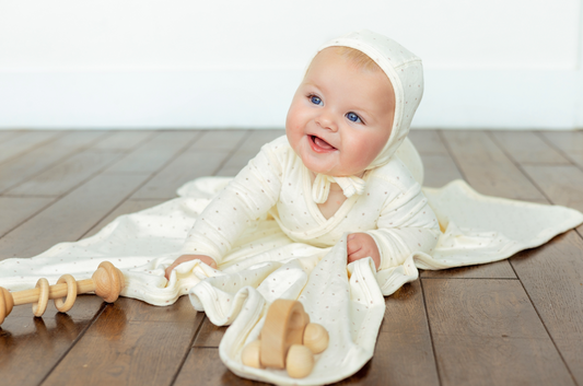 Noggi Dot Pattern Velour Wrap Footie +Bonnet -Girl