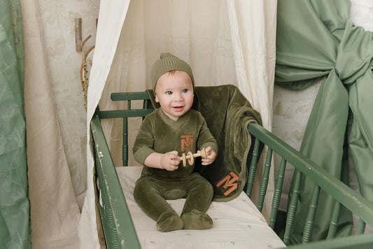 Mon Tresor V-Neck Emblem Footie- Sage