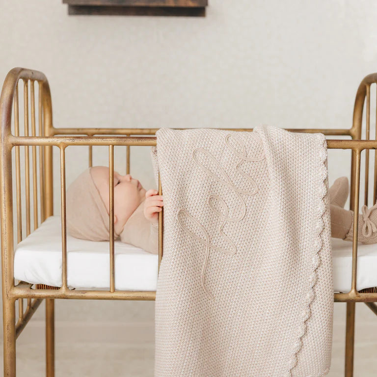Peluche Scalloped Mélange Bebe Blanket - Taupe