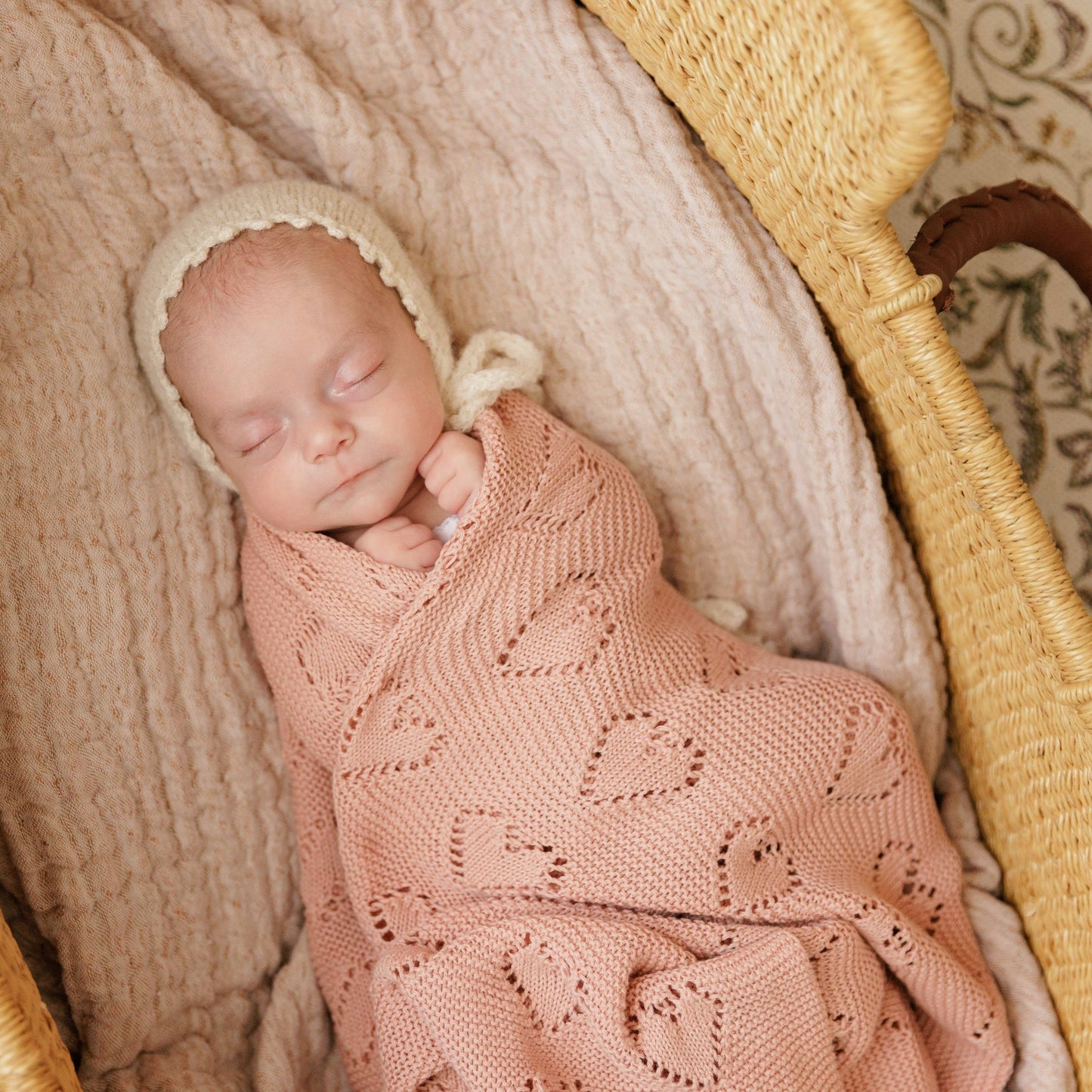 Bleu La La - 100% Luxury Cotton Receiving Swaddle Baby Blanket Pink