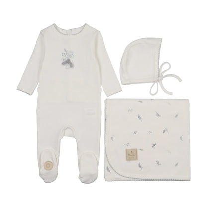 Mon Tresor Bundle of Blossoms Boys Layette Set
