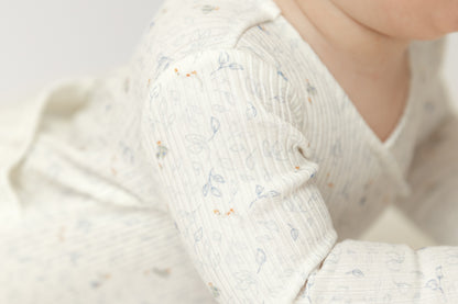 Bee & Dee Geese in Leaves Wide Ribbed Footie Set- Chalk White Boys