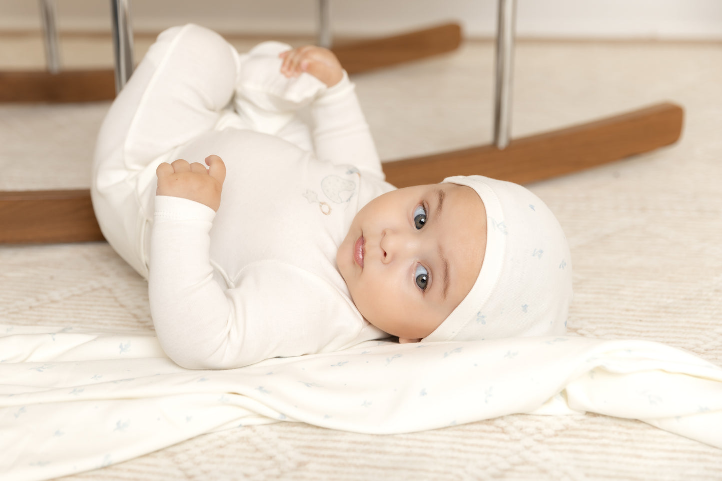 Bee & Dee Watercolor Bib Layette Set- White Boys