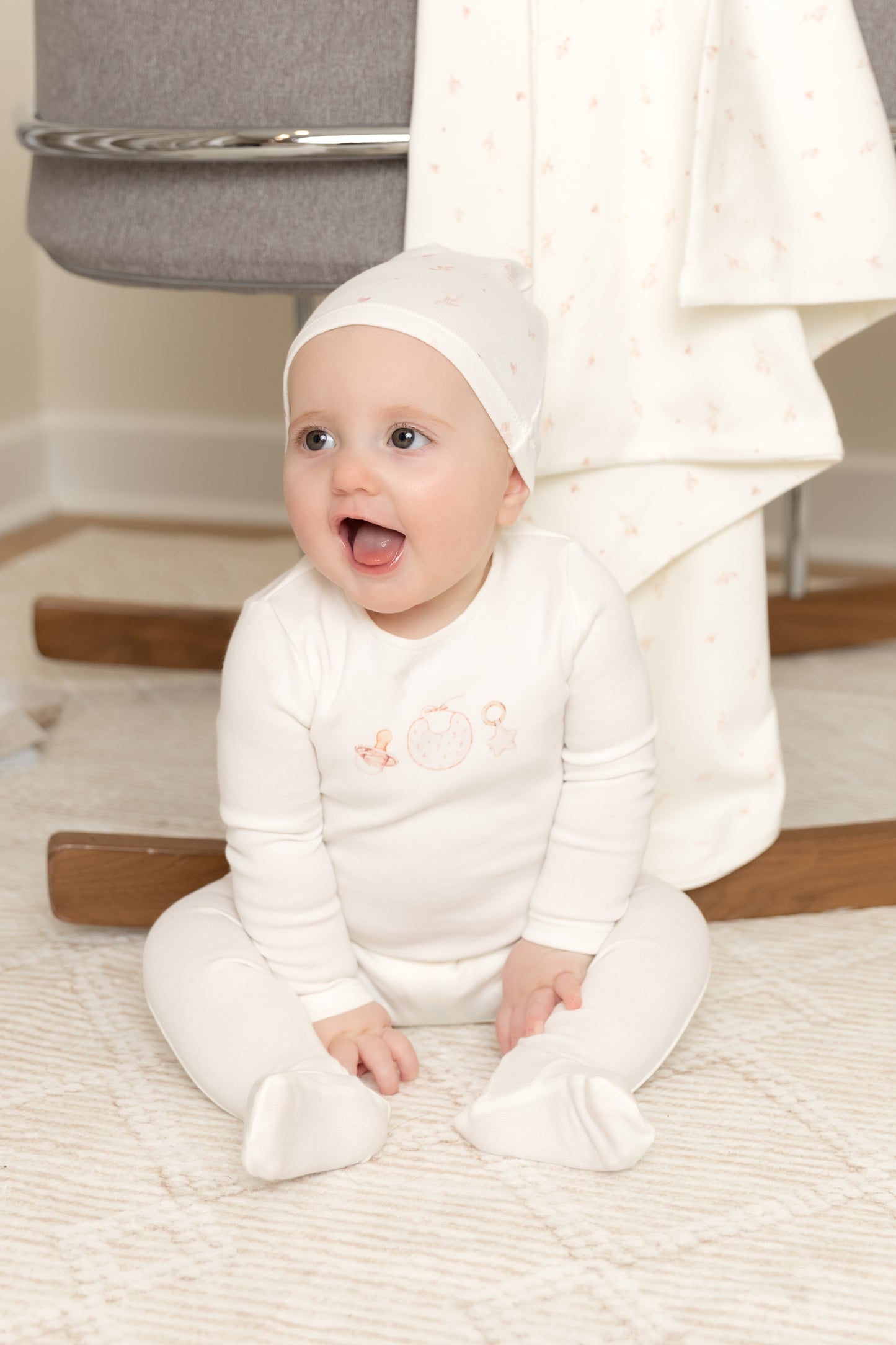 Bee & Dee Watercolor Bib Layette Set- White Girls